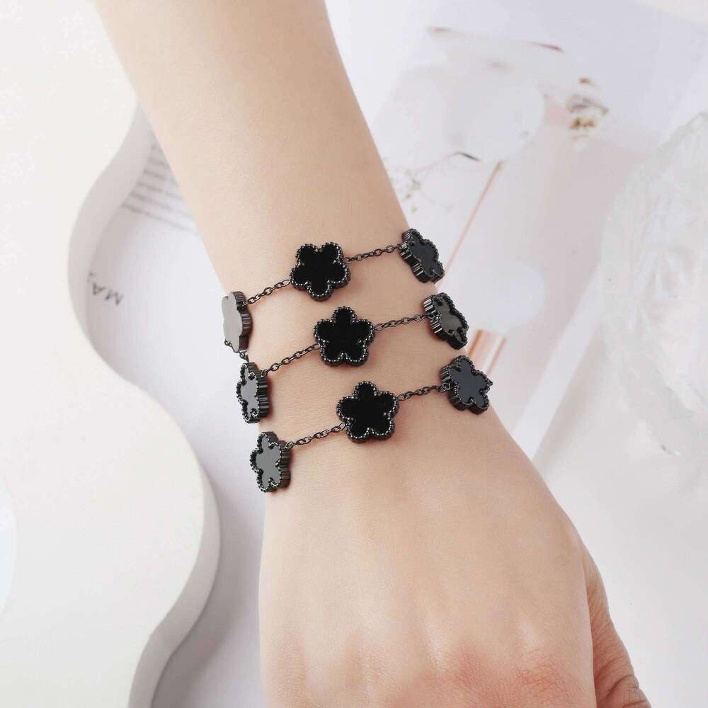 Gold Plated Hot Sale 316L Stainless Steel Plant Five Leaf Flower Bracelet Classic For Woman New Fashion Party Jewelry Clover Z260313