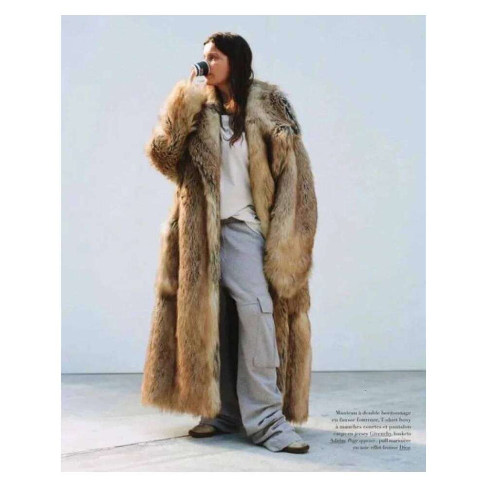 Mauroicardi Autumn Winter Oversized Colorful Thick Warm Faux Fur Coat Men Luxury Fluffy Overcoat Runway European Fashion 2025 Z260313