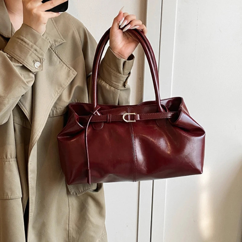 Vintage Handbag for Women Large Capacity 2026 Underarm Commuting Bag Fashion Female Casual Single Shoulder Tote Bag Handbags 260303