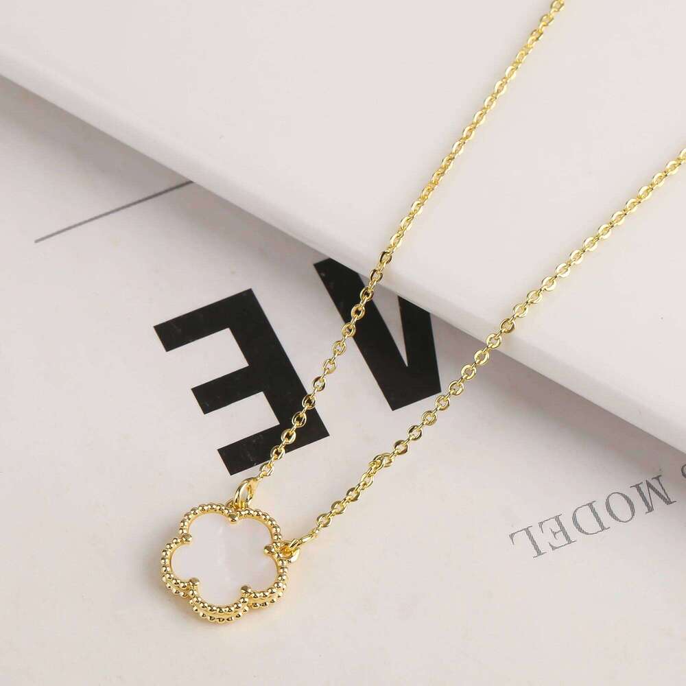 Temperament Natural Stone High Quality Shiny Pendant Necklace Women's Five Flower Plum Blossom Plant Cr H260312