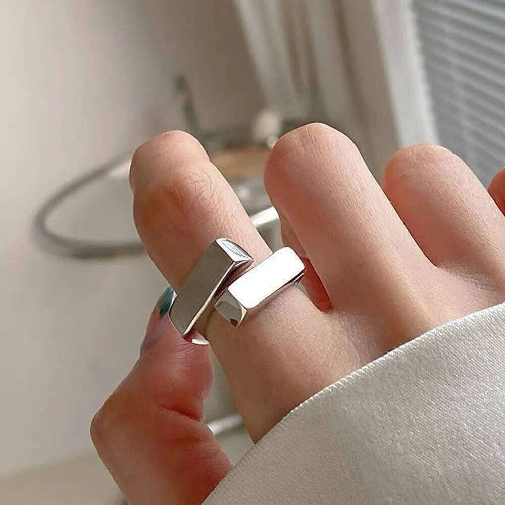 BF CLUB 925 Sterling Rings for Women Simple Geometric Handmade Gold Irregular Retro Ring Allergy For Birthday Party Gift H260312