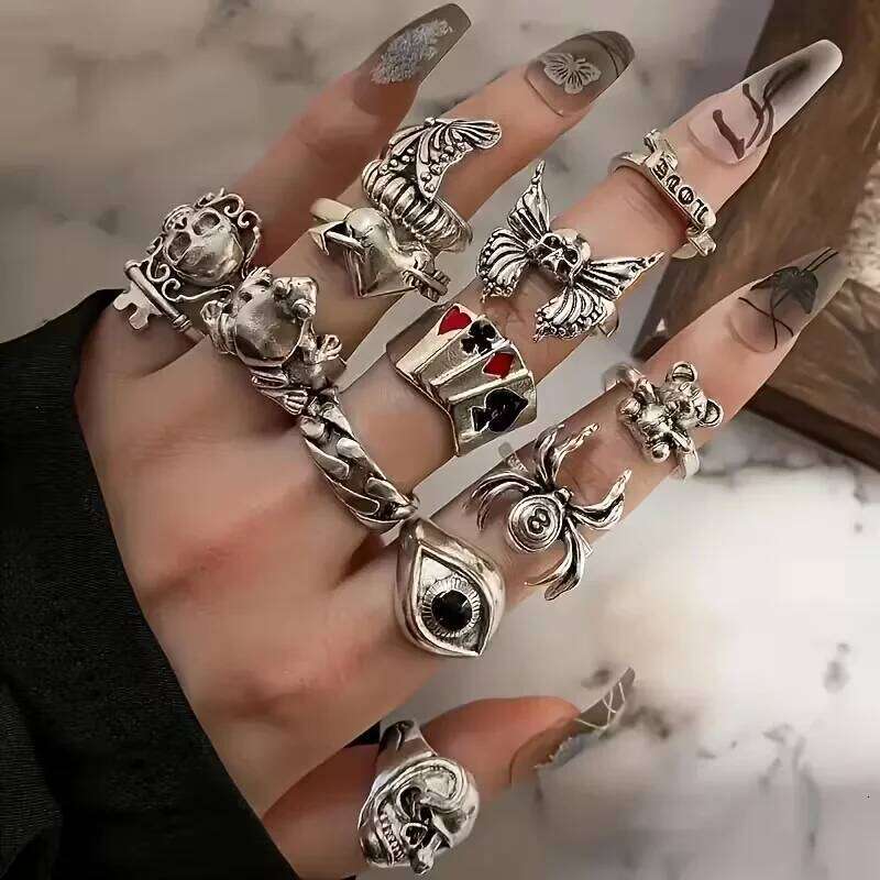 24Pieces Vintage Punk Rings Set For Women Men Mix Style Hip Hop Heart Flowers Skull Eye Finger Ring Jewelry Party Gift H260312