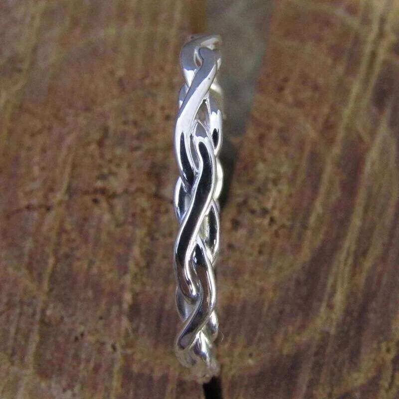 Huitan Metal Twist Band Women Simple Versatile Finger Accessories Y2K Girls Hip Hop Style Fashion Jewelry Minimalist Rings H260312