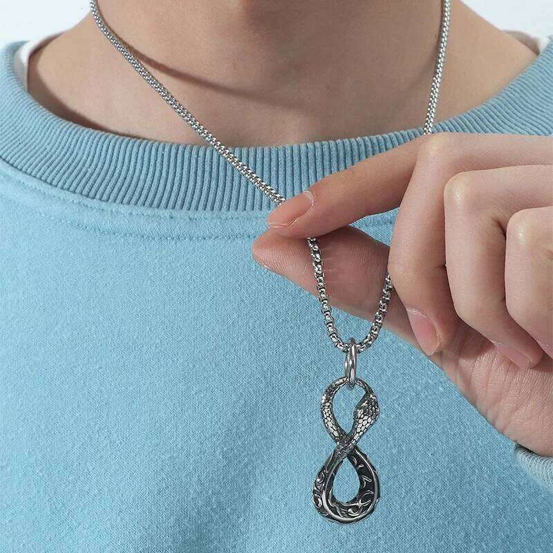 Vintage Punk Snake for Women Men Infinity Symbol Neck Chains Gothic Style Animal Charm Pendant Necklace Jewelry H260312