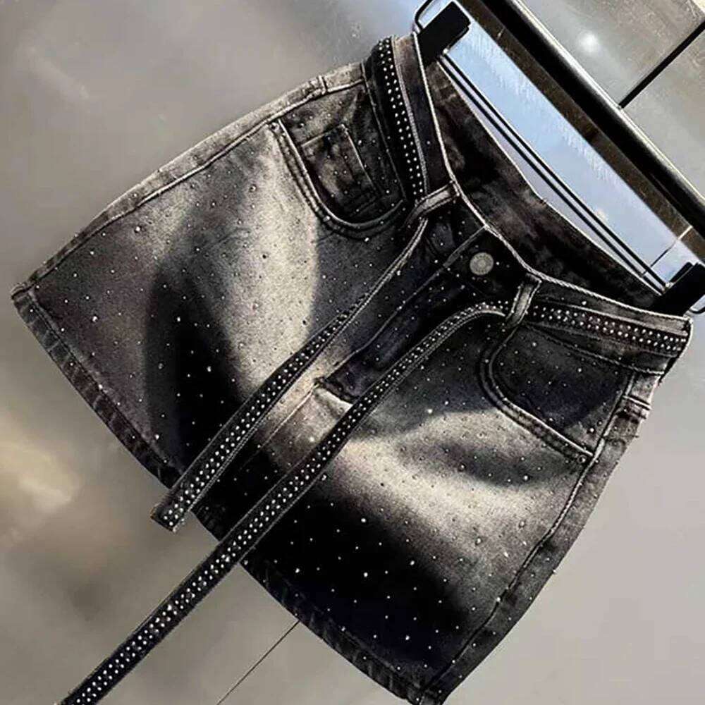 Oversize Retro Denim Mini Skirt for Women Summer High Waist Shiny Rivet Slim Gradient Black Grey Jean Skirts Z260314
