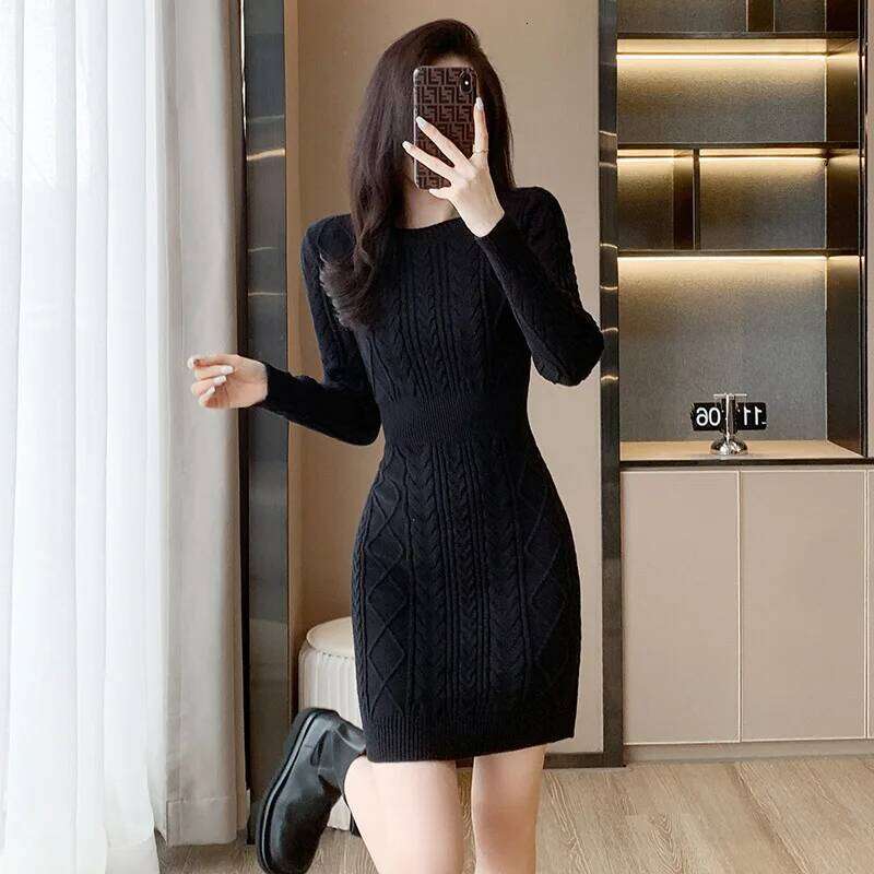 Interior Slimming Black Knitted for Women's Autumn and Winter New Item Small Slim Fit Hip Hugging Stylish Wool Dress Z260313