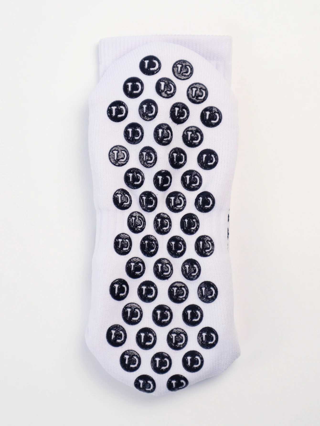 6 Pairs of football socks sports socks mens mid-calf socks silicone non-slip dot socks basketball yoga socks D260313