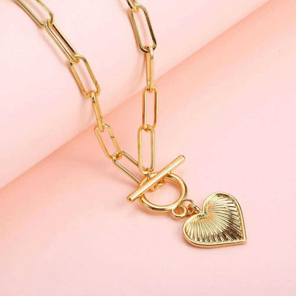 14K Gold Plated Heart Charm Pendant Paperclip Choker Toggle Clasp Dainty Chain Necklace Jewery for Women Girls H260312