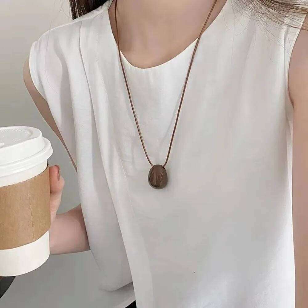 New Minimalist Metal Geometric Ball Long Pendant Necklace for Women Design Wax Rope Sweater Chain Trendy Jewelry Accessories H260312
