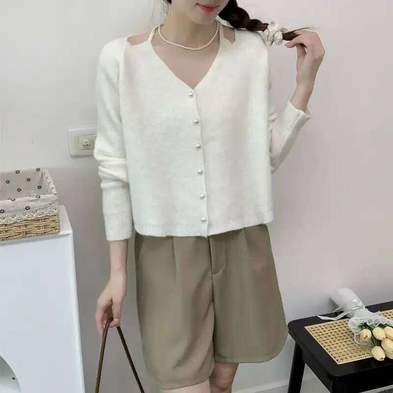 V-neck Knitted Cardigan Women's Autumn and Winter Solid Color Long-sleeved Fashion Top Z260313