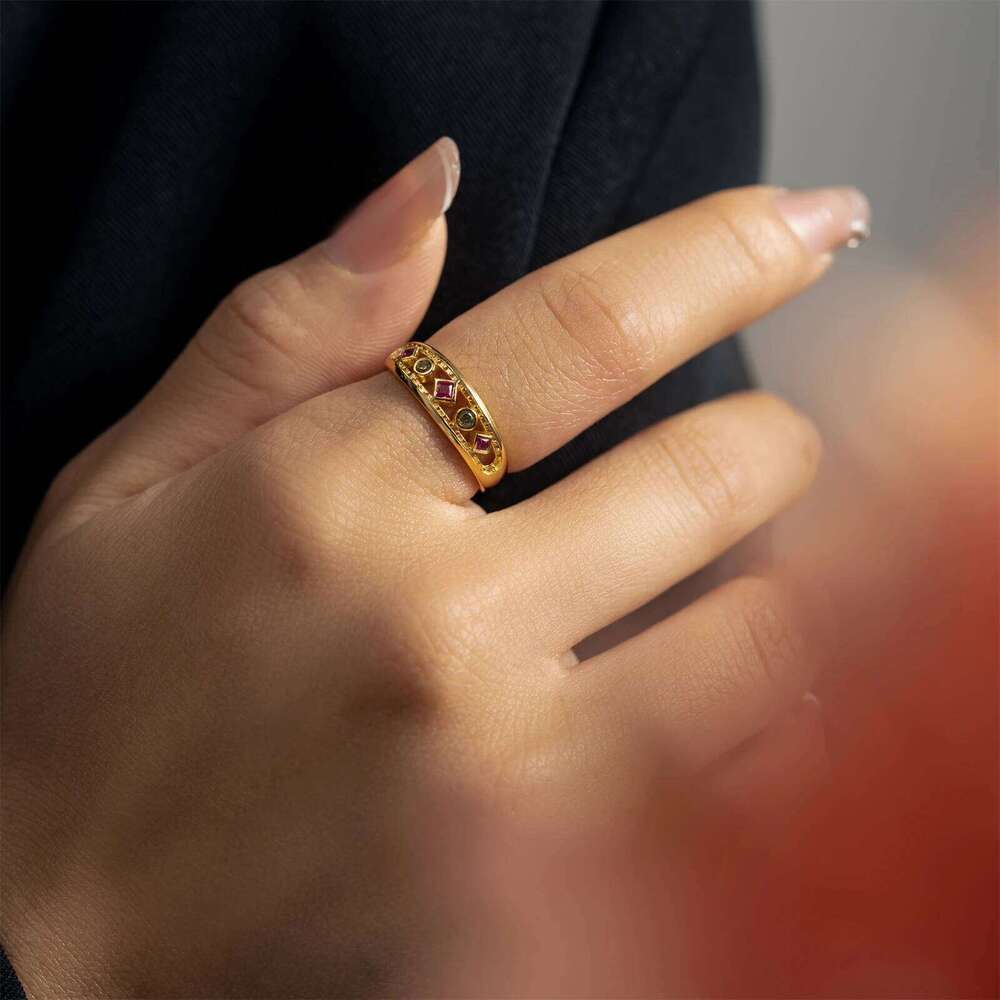 ANDYWEN 925 Sterling Silver Four Zircon Thick Large ETRUSCAN RING Women Rock Punk Fashion Fine Jewelry 2021 Wedding Round Jewels H260312