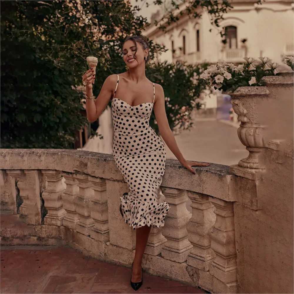 Polka Dot Suspender Dress Summer Womens New Style Waistless Sleeveless Chest Wrap Slim Fit Pleated Hip Wrap Dress Ropa MujerT260316
