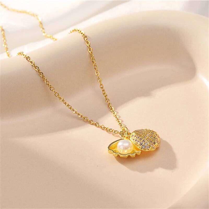 Design Sense Open Pearl Shell Pendant Stainless Steel Necklaces For Women Korean Fashion Sweet Sexy Wedding Jewelry Wholesale H260312