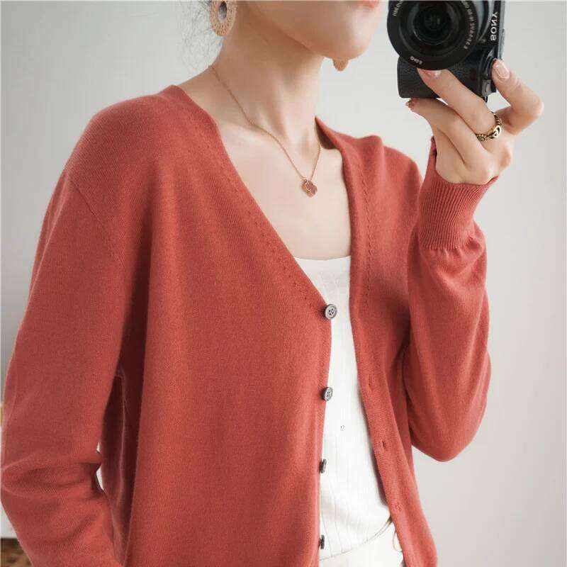 Autumn And Winter Women's V-neck Sweater 100% Knitted Long Staple Cotton Cardigan Basic Classic Korean Versatile Top SMY Z260313
