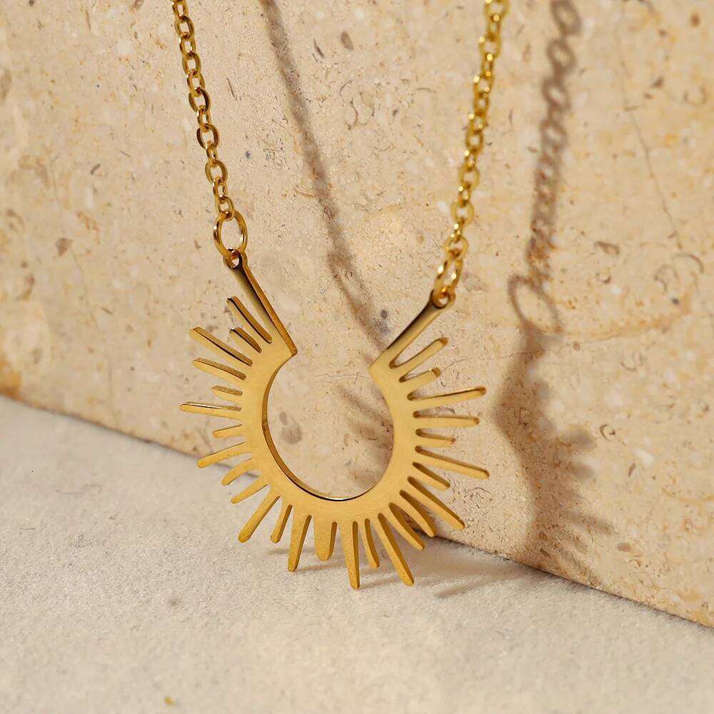 New Stainless Steel Jewelry Geometric Pendant Necklace for Women Gold Plated Half Circle Spiked Femme Colar Choker Necklaces H260312