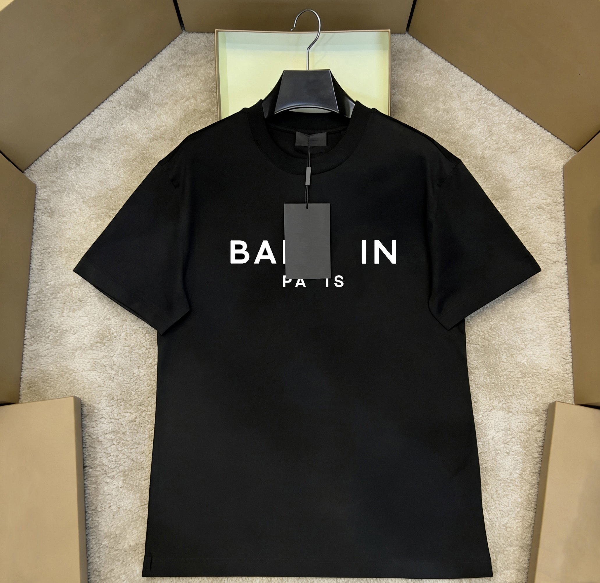 Summer brand designer's high-quality men's luxurious and fashionable casual T-shirts and women's fashionable round-neck short-sleeved T-shirts