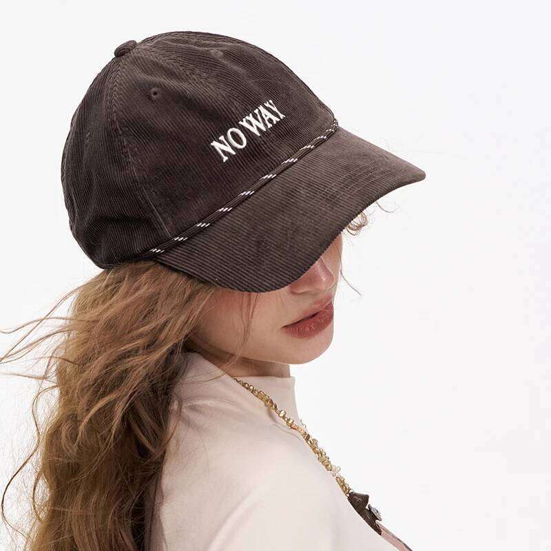 ELFSACK Y2K Casual Versatile Letter Embroidery Solid Baseball Cap For Women Z260314