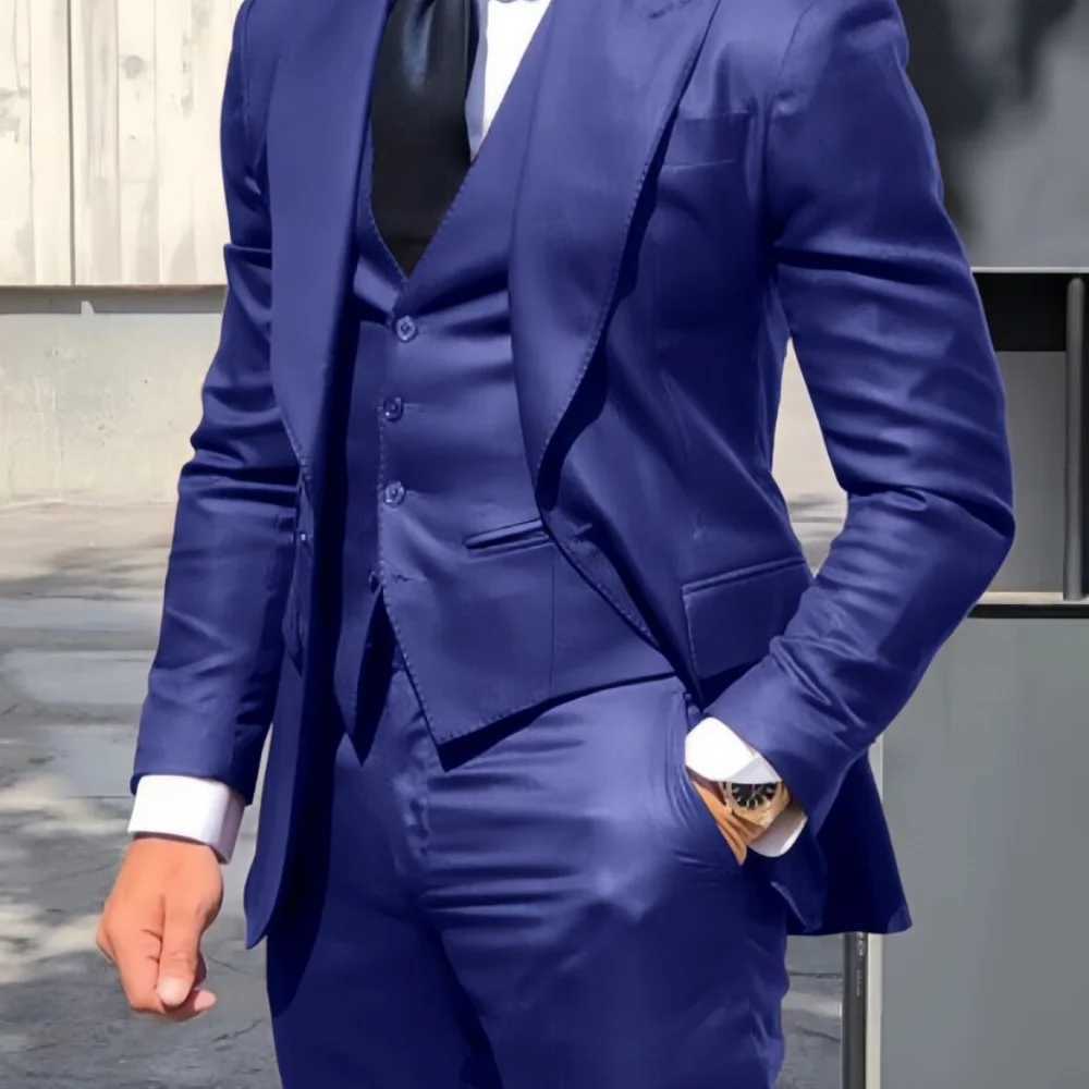 Formal 3PCS Men Tuxedos Fashion Blazer Vest Pants Business Men Suits Peaked Lapel Blazer Suits for Party Wedding Groom Tuxedos M260313