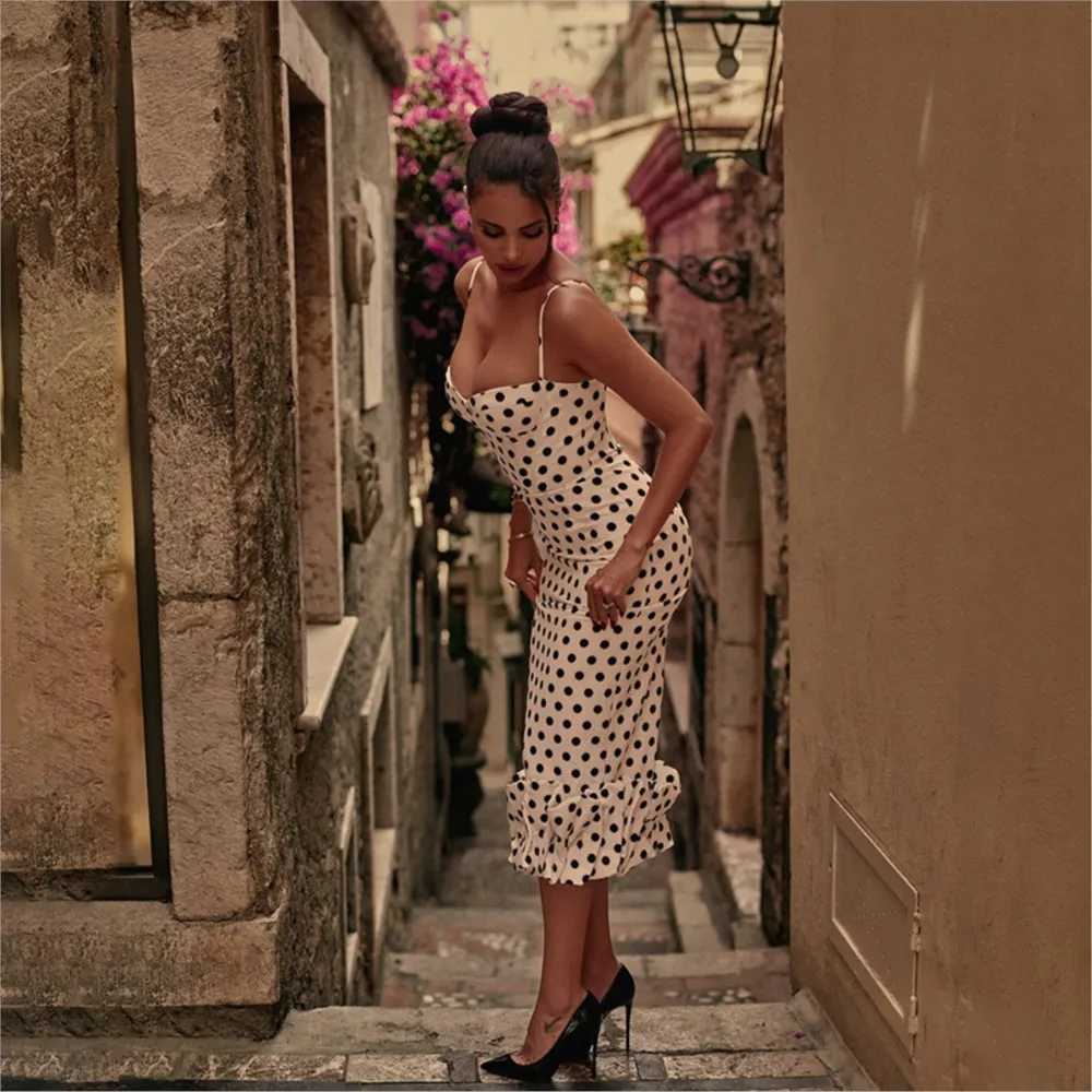 Polka Dot Suspender Dress Summer Womens New Style Waistless Sleeveless Chest Wrap Slim Fit Pleated Hip Wrap Dress Ropa MujerT260316