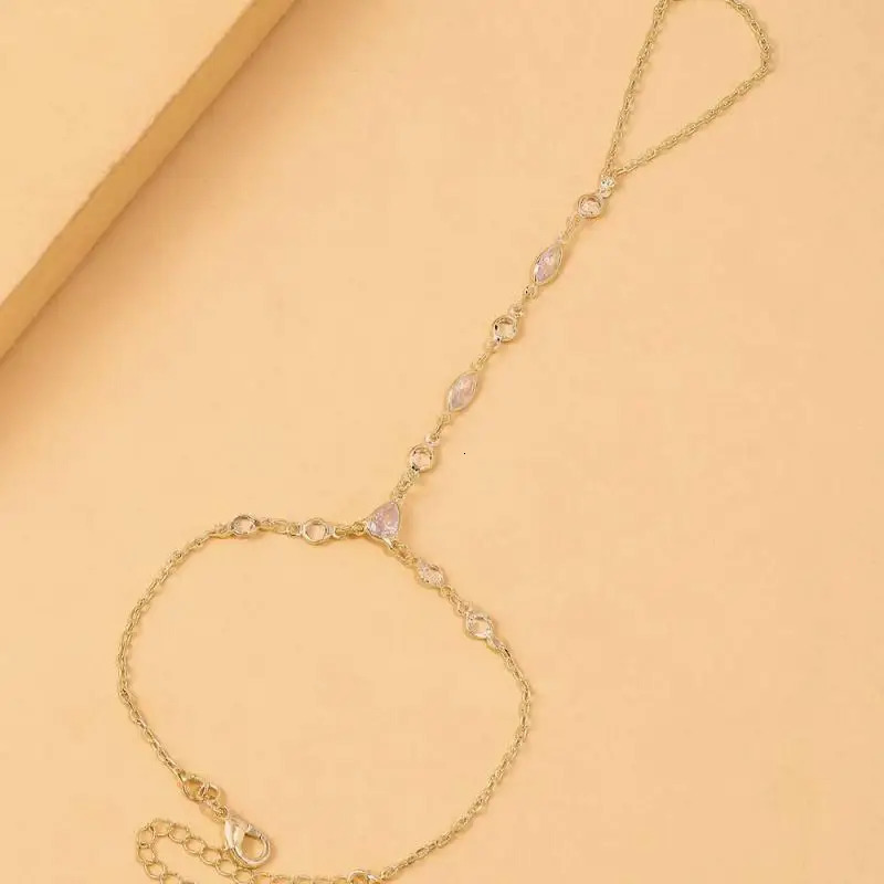 Fashion Transparent Rhinestone Beades Bracelet for Women Light Bracelet Connected Finger Ring Jewelry Accessories Gifts 260313