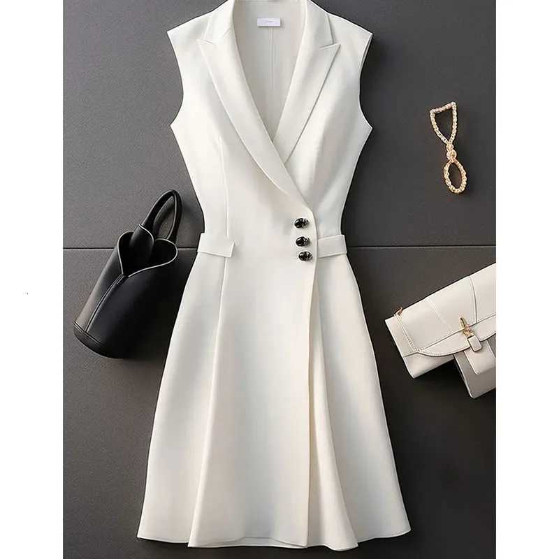 Spring Summer 2025 New Sleeveless High-end Exquisite Womens Vest Jacket Slimming Fashion Temperament Female Leisure Suit DressT260314
