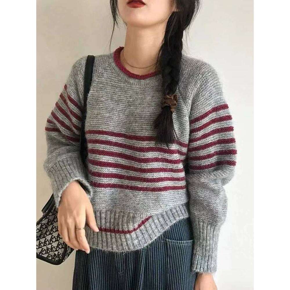 2026 Autumn Winter Warm Long Sleeve Tops Korean O-neck Striped Knitwear Sweater Women Retro Casual Versatile Pullovers Z260313