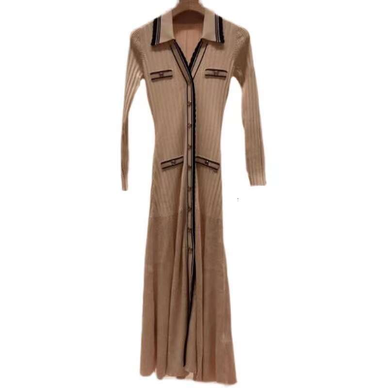 2026 Spring/Summer New Designer Single breasted Women's Slimming Long Beard V-neck A-line Extra Long Dress