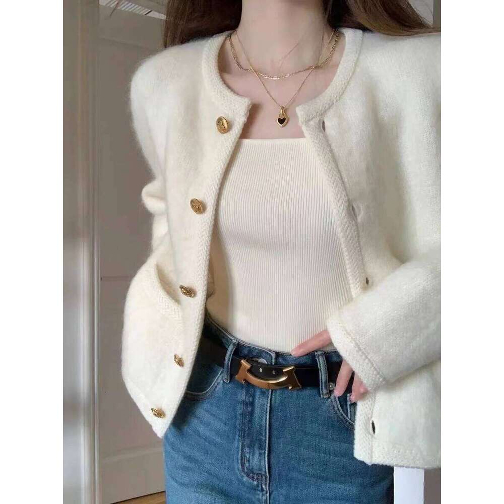 Temperament White Sweater Coat Women's Early Spring Autumn New Knitted O-Neck Cardigan Single Breasted Style Top Z260313