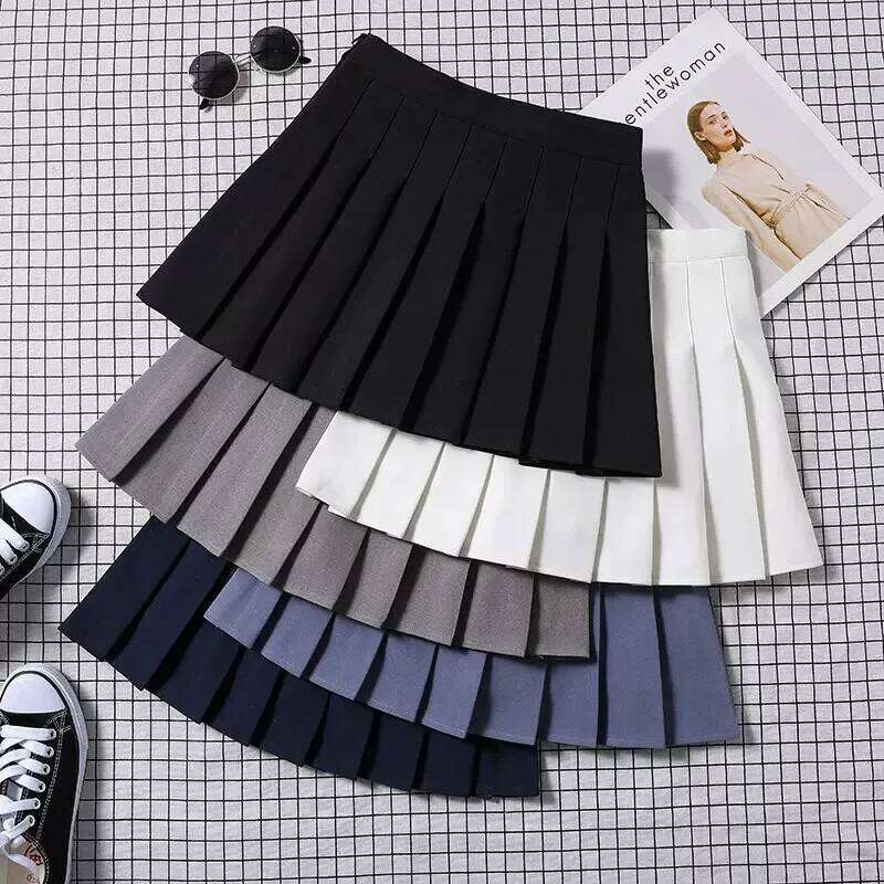 2025 pleated skirt for women in spring and autumn, winter, small checkered skirt, high waist, slimming effect, plus size Z260314