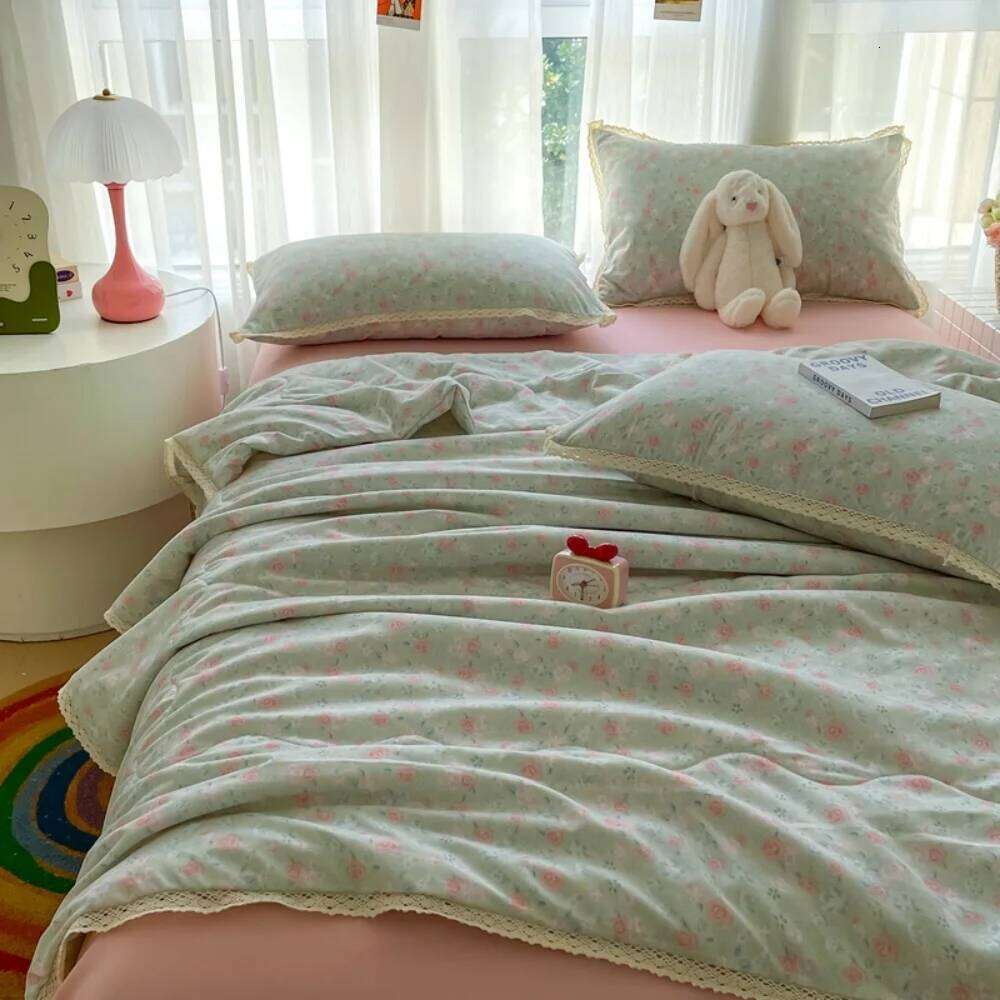 Floral Printed Four Piece Soft Bedroom Decor Bedding Set Summer Quilt Bed Sheet With Pillowcases Home Textiles H260311 H260312 - view 3
