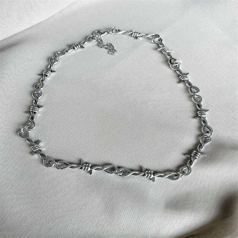 Barb Chain Thorned Y2K punk y2k chain necklace -Barbed Wire Choker - Alternative Gothic Jewelry H260312