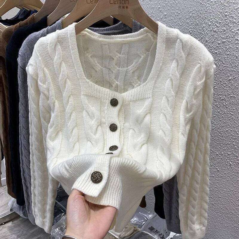 Knitted Cardigan 2023 Women's Autumn Winter French Square Collar Retro Bottoming Top Korean Sing-breasted Short Outerwear Z260313