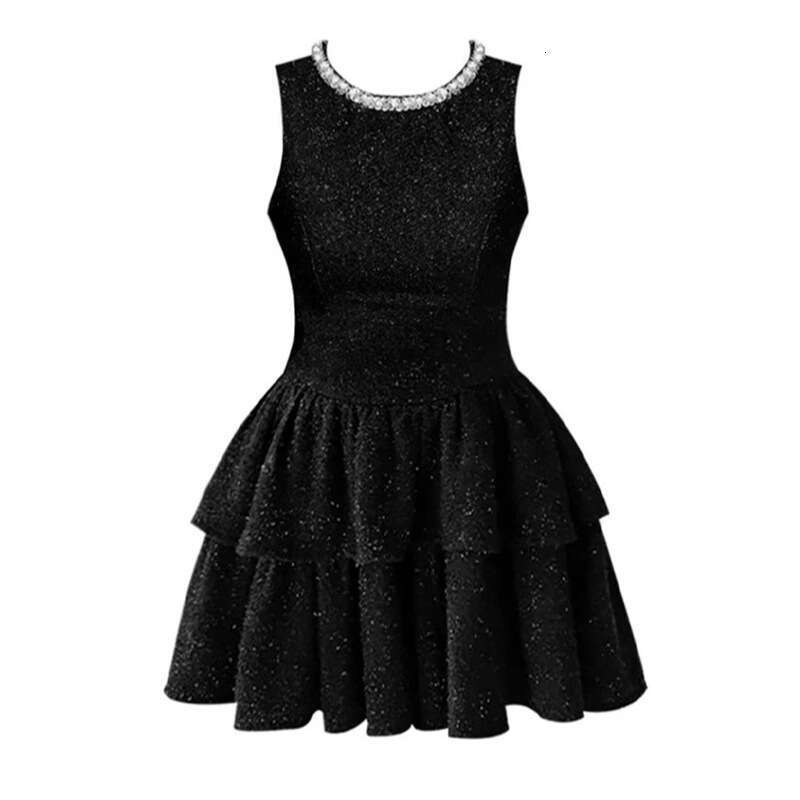 2026 Autumn/Winter Elegant Lady Light Luxury Sequin Pleated Cake Dress with Crystal Collar and Slimming Waist Design