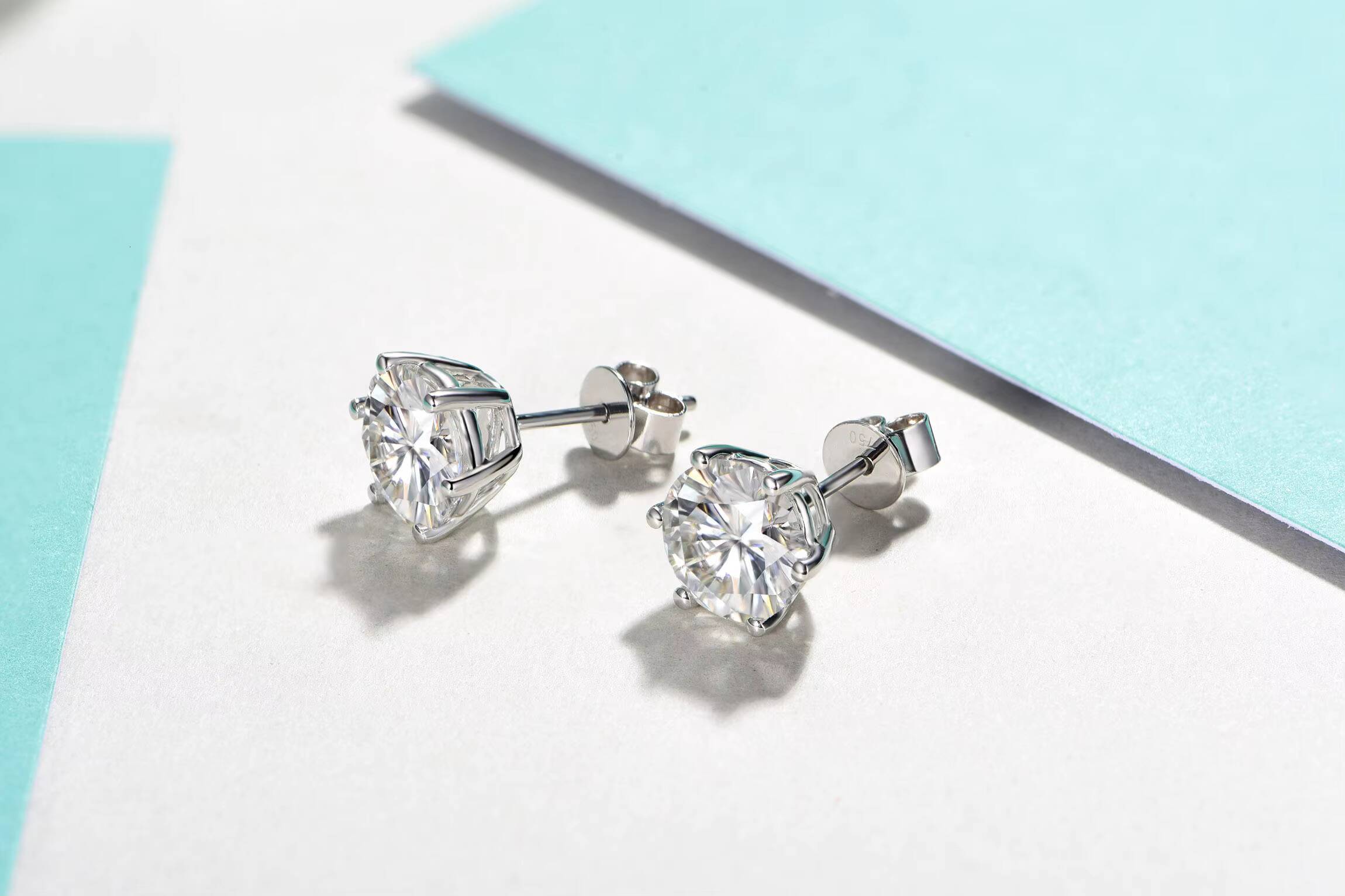 VOAINO Cvd Diamond Earrings 18k White Gold Diamond Stud Earrings for Women