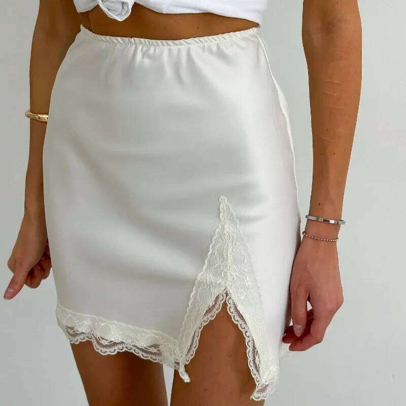 2025 Sexy Aesthetics Summer Women Street Gothic Harajuku Emo Girl Elegant Satin Solid Color Lace Stitching Split Hip Skirt Z260314