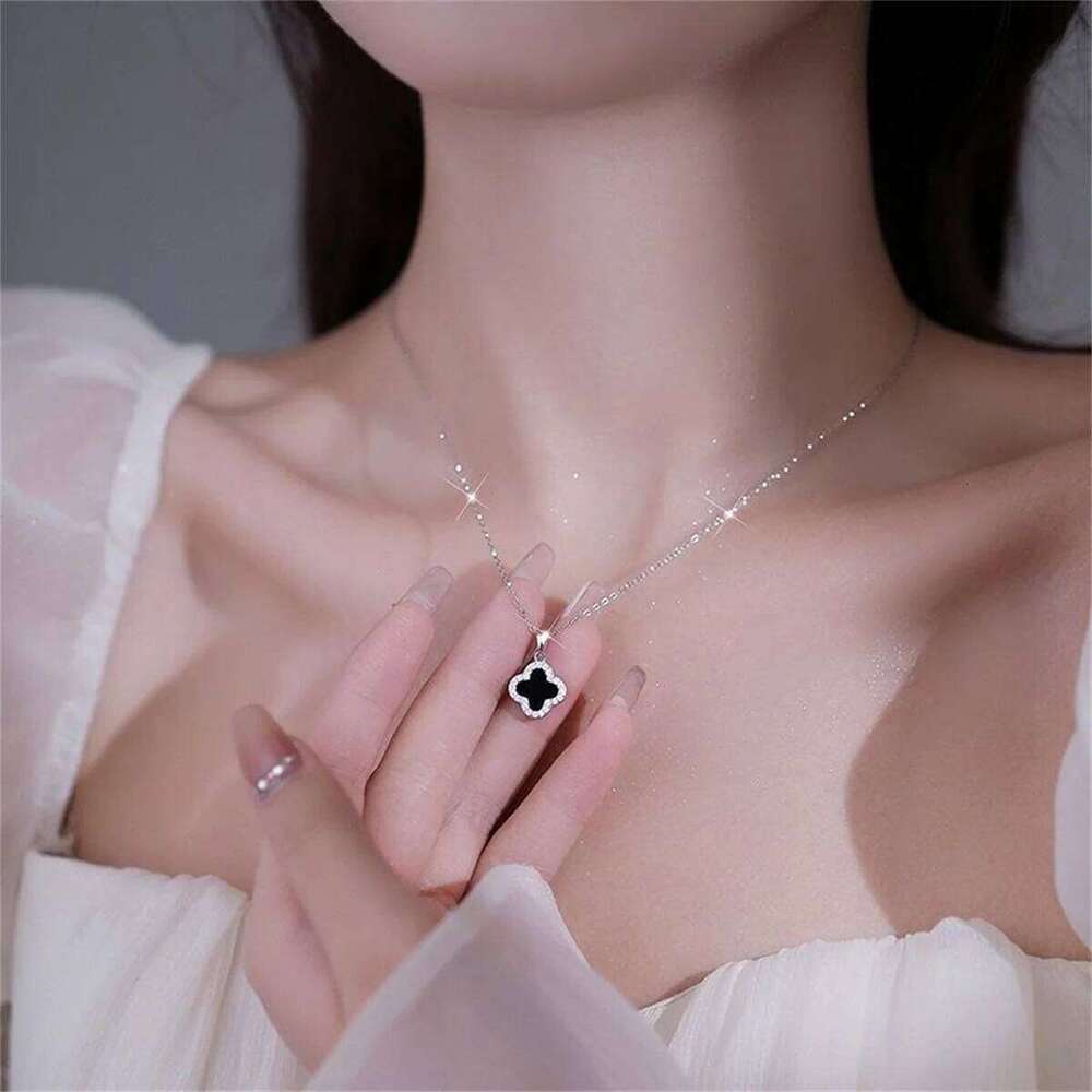 Hip Hop Five Flower Pendant Necklace Earrings for Women Fashion Stainless Steel Cr s Gift Jewelry H260312