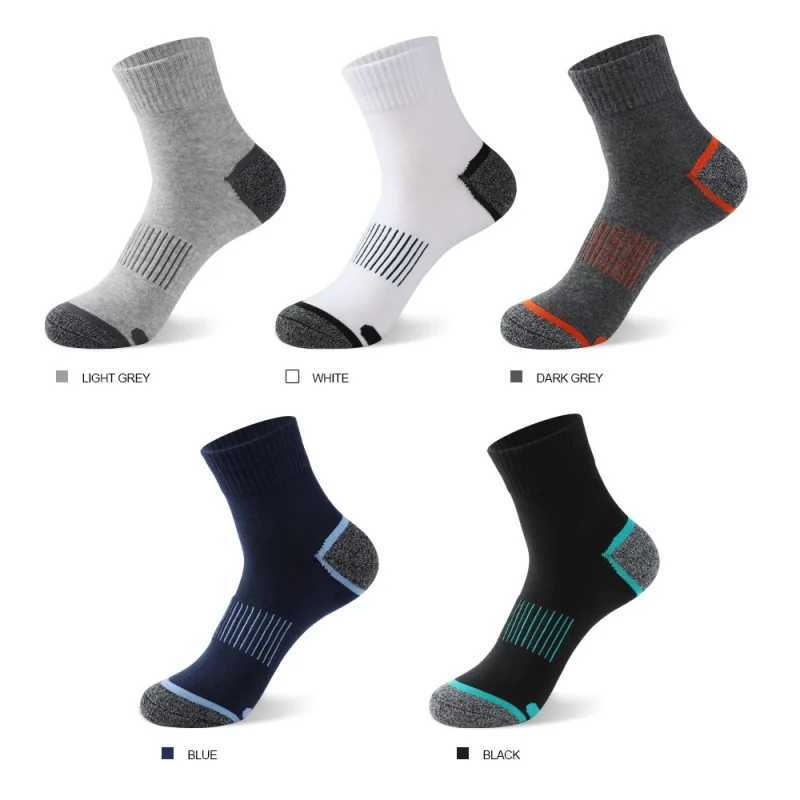 5 Pairs Mens Premium Sports Socks High-Quality Cotton Soft Comfortable Sweat-Absorbent Breathable for Outdoor Activities D260313