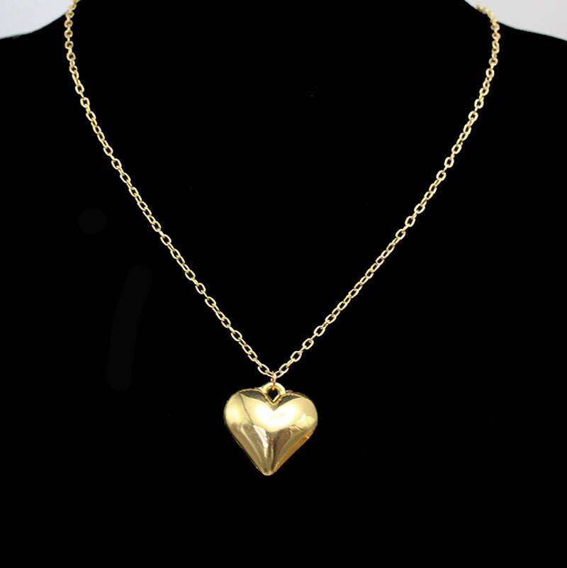 Exaggerated Metal Big Heart Pendant Choker Necklace for Women Elegant Minimalism Gold Color Chain Christmas Jewelry Girl Gift H260312