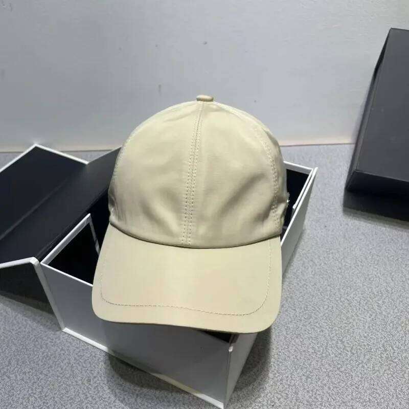 High-quality letter embroidery baseball cap, sun-protective beanie,casual versatile sun hat, suitable for both men and women Z260314