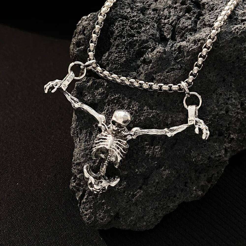 Punk Style Punished Man Skull Pendant Men Vintage Creative Hip Hop Personalized Necklace H260312