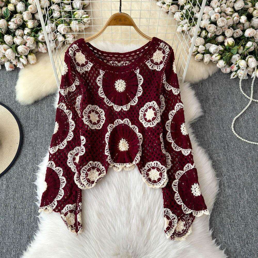 2026 autumn and winter bohemian retro casual multifunctional loose hollow crochet tassel knitted long sleeved cardigan