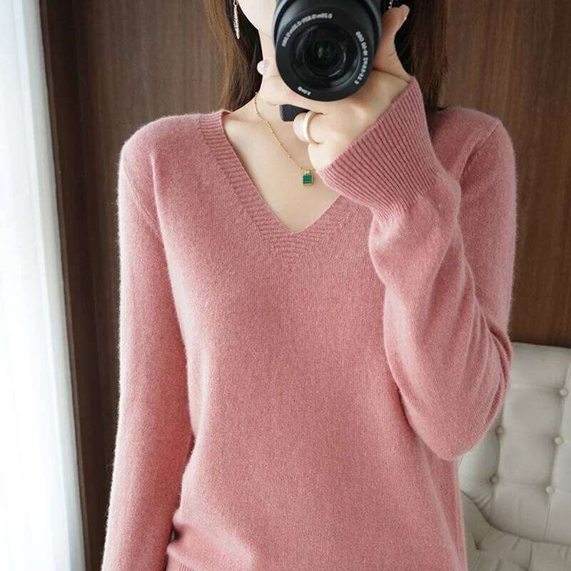 New Cashmere V-neck Pullover Lace Neck Hollow Out Design Casual Knitted Long Sleeve Women's Sweater Autumn And Winter Z260314