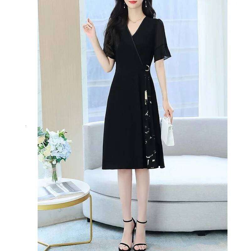 2024 New Summer Fashionable and Elegant Socialite Style High-end V-neck Tie Up Waist Patchwork Printed Western-style Dress Z260314