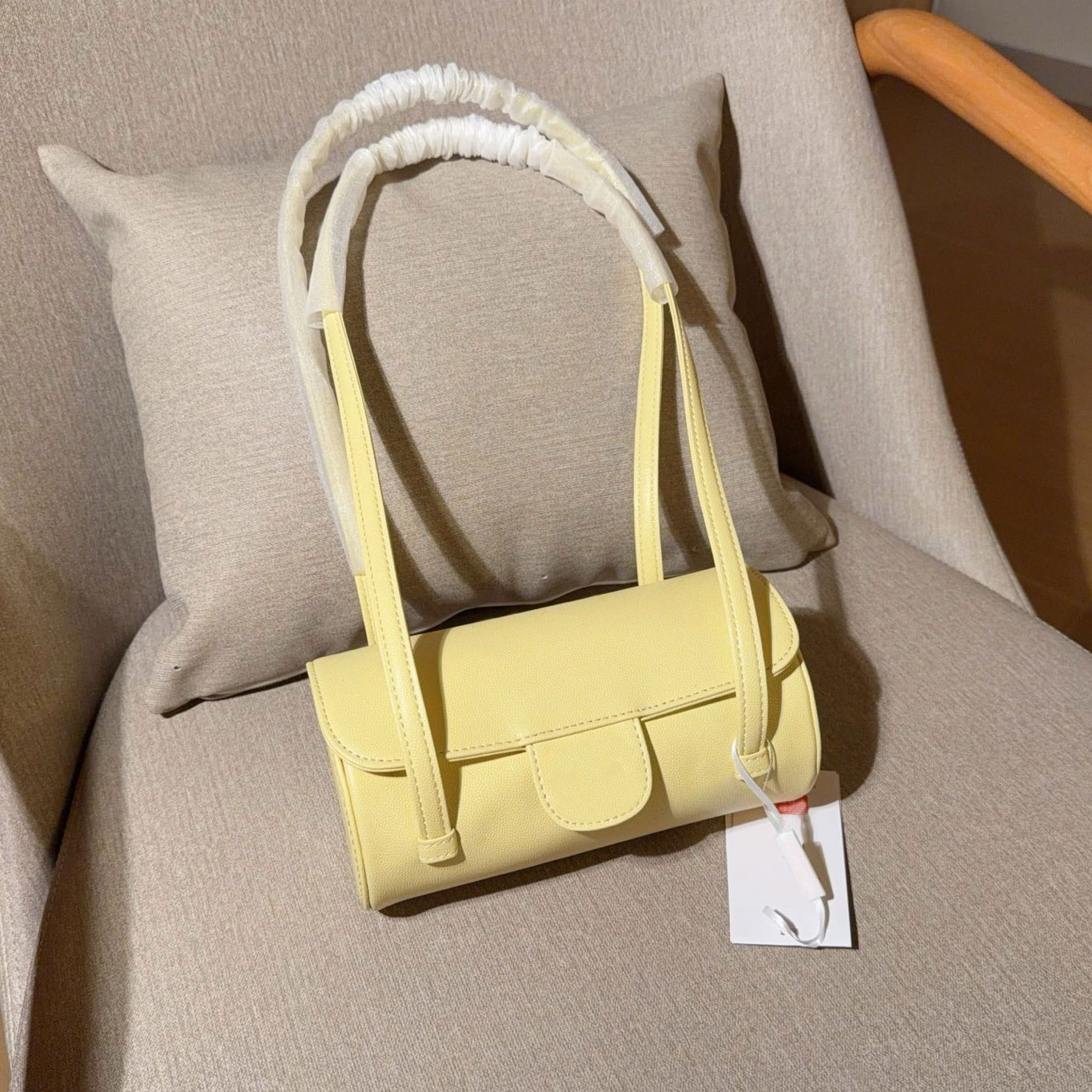 2026 New Luxury Designer Cylinder bag Hobo Bag Shoulder Bag Caviar Leather Bowling Bag Handbag Mini Cylinder Flap Bag Crossbody Bag Stylish Minimalist Weekend Bag