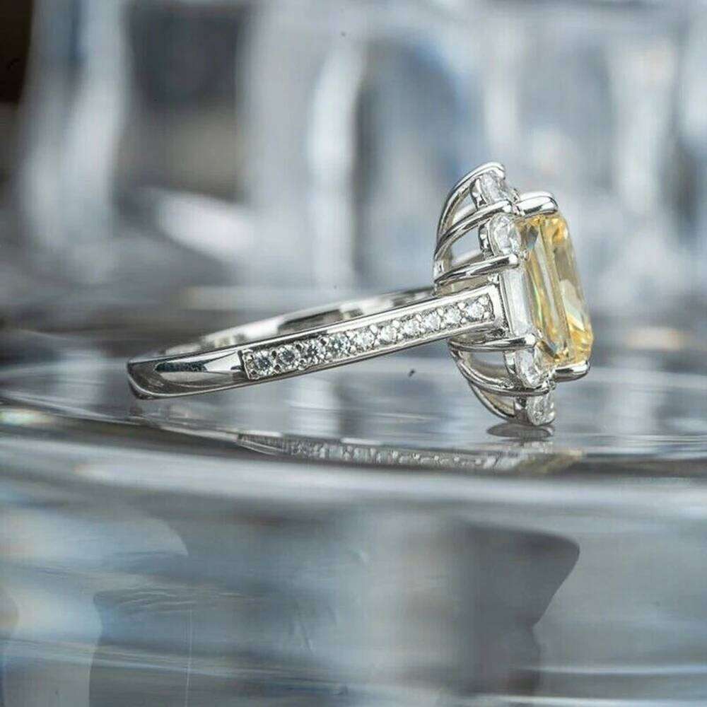 Huitan Graceful Women Finger-rings Yellow Cubic Zirconia Wedding Anniversary Birthday Gift Mom Silver Color Trendy Jewelry H260312