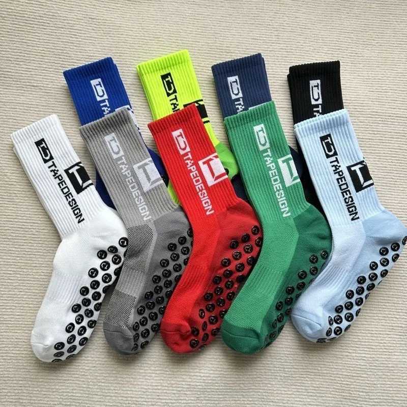 New Style Football Socks Round Silicone Suction Cup Grip Anti Slip Soccer Socks Sports Men Women Baseball Rugby Socks D260313