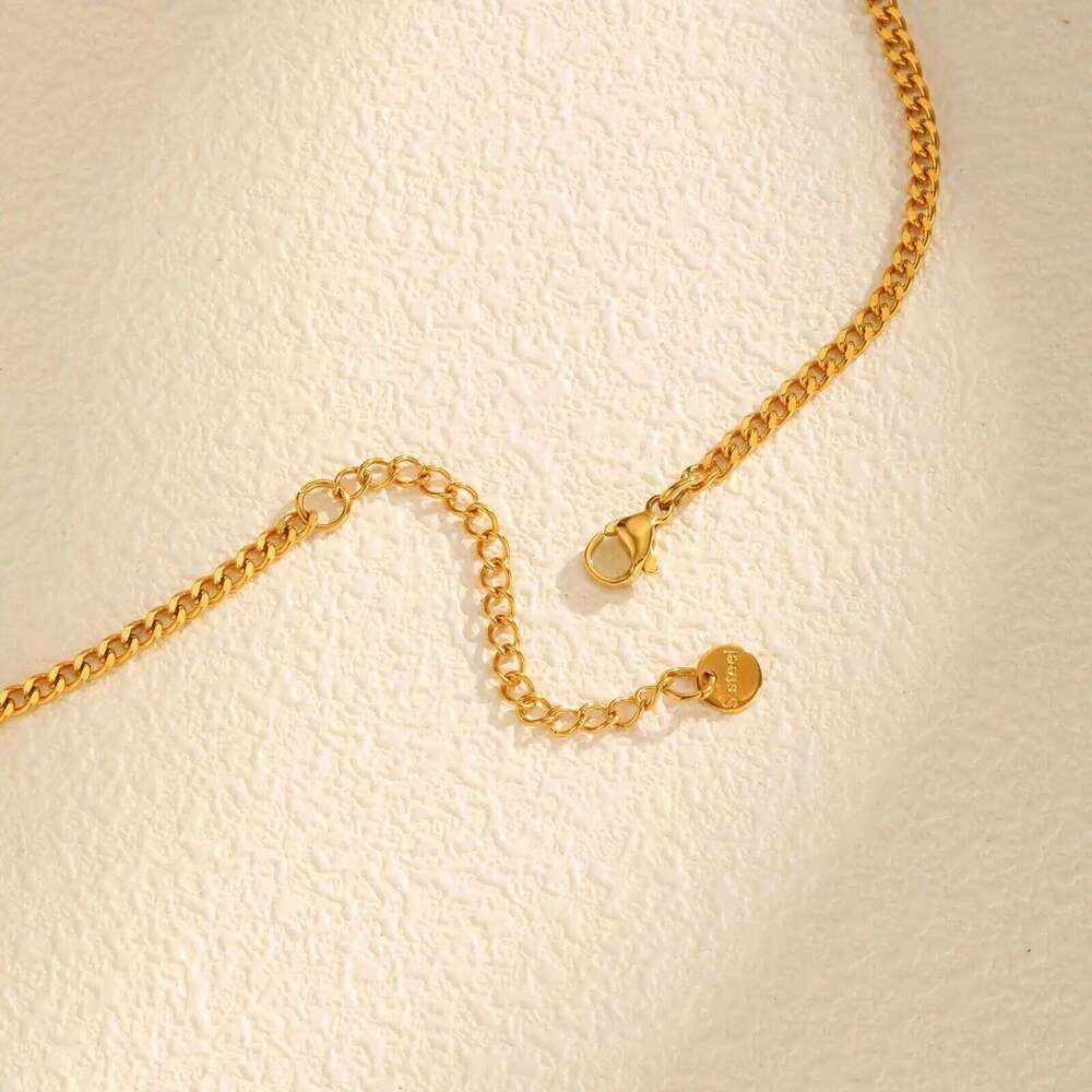 Vnox Stainless Steel Golden Multiple Pendants Necklace for Women New Fashion Style Neck Chain Trendy Jewelry Party Birthday Gift H260312