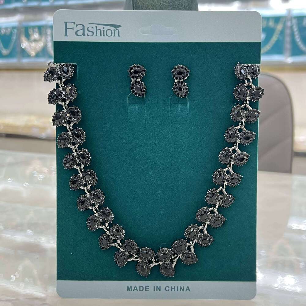 European and American popular retro leaf with diamond jewelry set, fashionable wedding accessories, bride accessories set Z260313