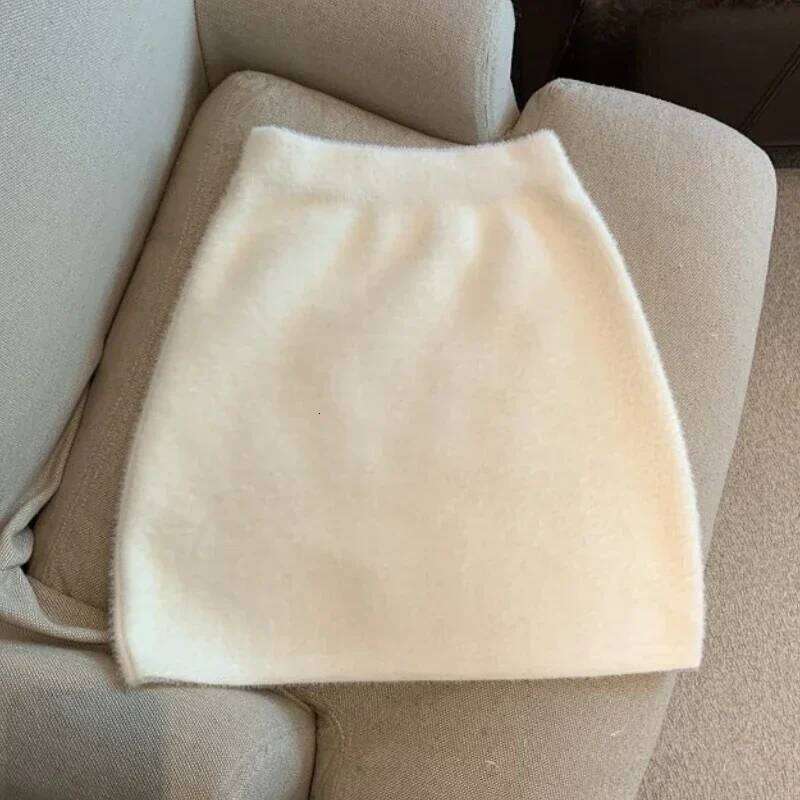 Elastic Waist Slim Women Short Sexy All-Match Basic Mini Winter Autumn Sweet Warm Knit Imitation Mink Fur Skirt Z260314