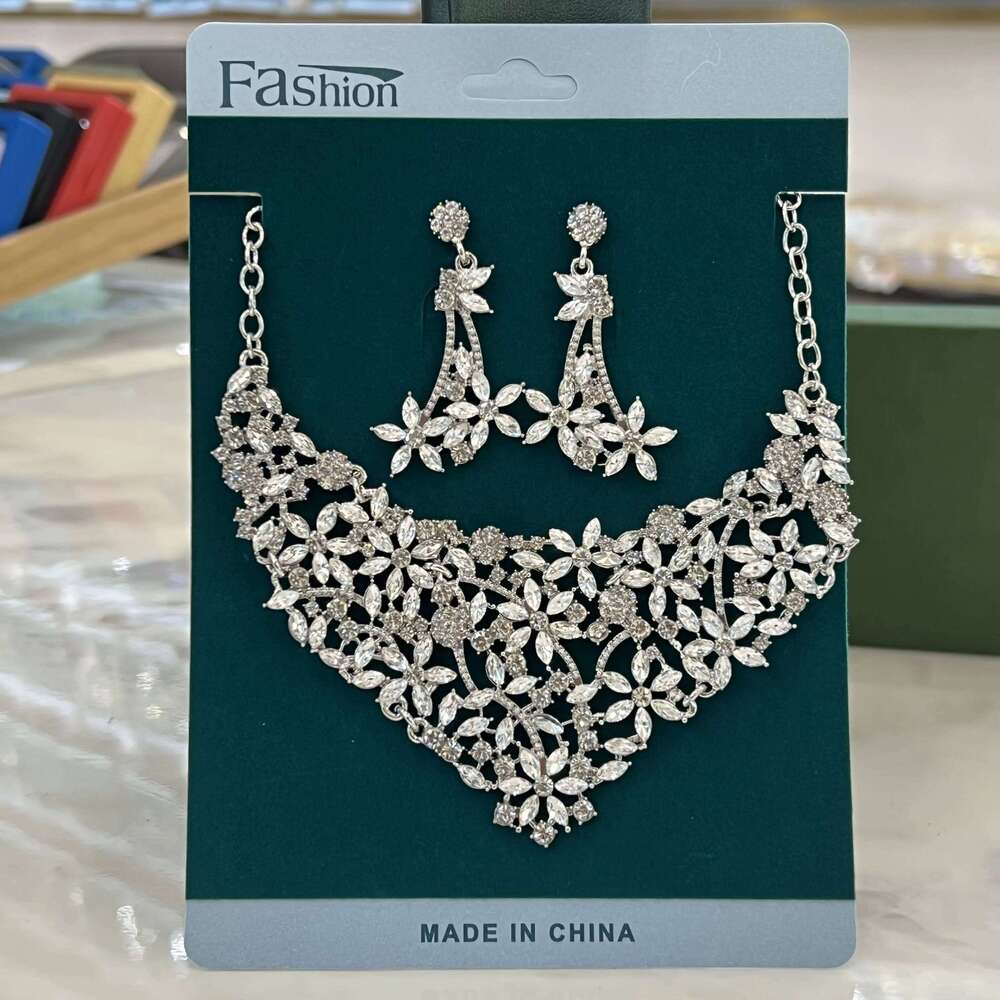 New Light Luxury Flower Accessories Water Diamond Bridal Wedding Necklace Earrings 2-piece Fashion Set for Women Z260313